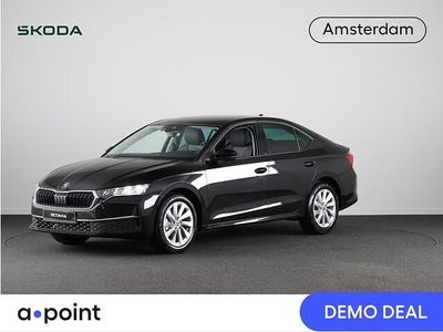 Zwart Occasion 2025 Skoda Octavia Business Line Hatchback | € 29.949 (Goede deal)