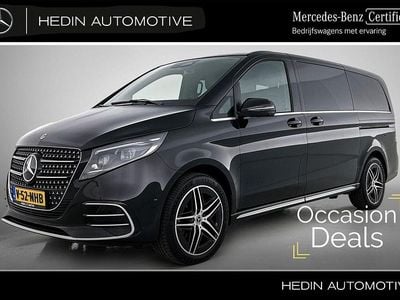Zwart Occasion 2024 Mercedes V250 Avantgarde MPV | € 79.900