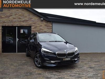 BMW 225