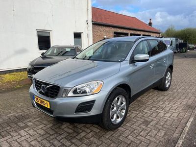 tweedehands Volvo XC60 2.0 T Momentum Leder Trekhaak