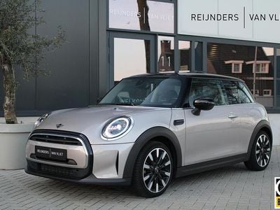 Occasion Mini Cooper Business 136 PK (100 kW) 2022 Grijs Hatchback