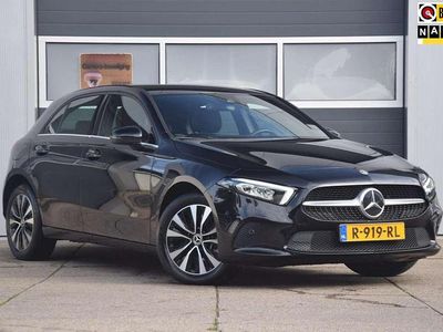 Zwart, metallic lak Occasion 2022 Mercedes A250 Business Hatchback | € 27.700 (Goede deal)
