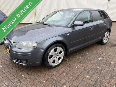 Occasion Audi A3 Attraction 116 PK (85 kW) 2005 Grijs Hatchback