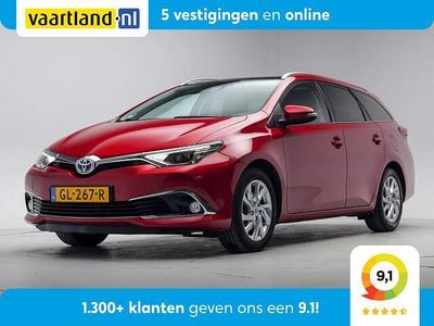 Occasion Toyota Auris 99 PK (72 kW) 2015 Rood Stationwagen
