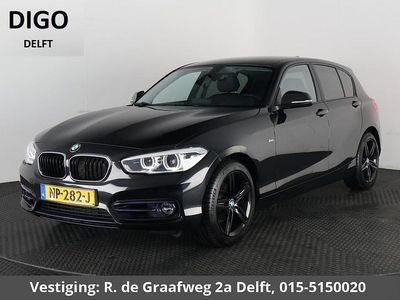 Zwart Occasion 2017 BMW 118 Executive Hatchback | € 13.900 (Eerlijke prijs)