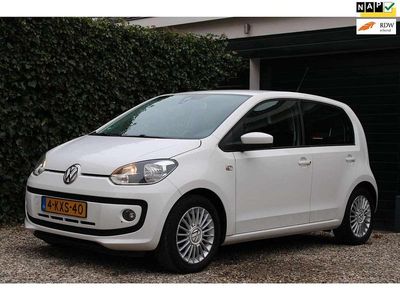 Wit Occasion 2013 VW up! high up! Hatchback | € 6.500 (Eerlijke prijs)