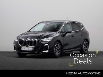 Zwart Occasion 2023 BMW 220 Active Tourer M Sport MPV | € 34.880 (Goede deal)