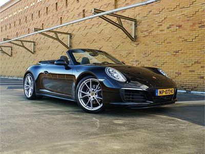 Porsche 911 Carrera 4 Cabriolet
