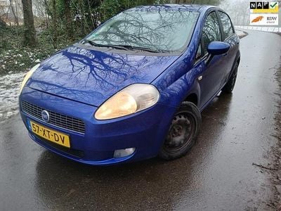 Blauw Gebruikt 2007 Fiat Grande Punto Dynamic Hatchback | € 1.450 (Goede deal)