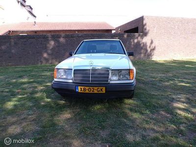 Occasion Mercedes 200 75 PK (55 kW) 1989 Wit Sedan