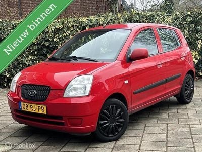 Rood Occasion 2005 Kia Picanto LX Hatchback | € 1.250 (Eerlijke prijs)