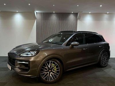 Grijs Occasion 2024 Porsche Cayenne Sport SUV | € 109.950 (Eerlijke prijs)