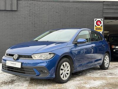Blauw Occasion 2023 VW Polo Life Hatchback | € 16.450 (Goede deal)