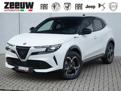 Wit Nieuw 2026 Alfa Romeo Junior Edizione Speciale SUV | € 44.450