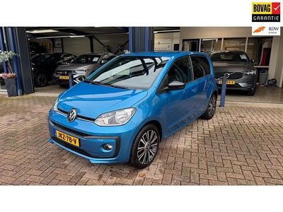 Blauw Gebruikt 2022 VW up! Active Hatchback | € 15.500 (Duur)