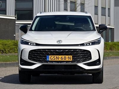 Wit Gebruikt 2024 MG HS Luxury SUV | € 38.450 (Eerlijke prijs)