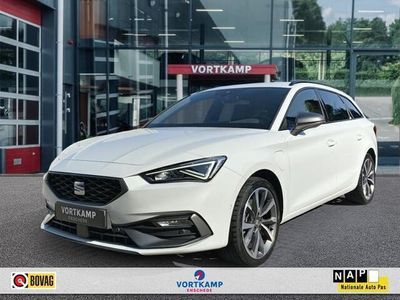 tweedehands Seat Leon 1.4 TSI DSG FR E-HYBRID CAMERA/TREKHAAK/NAVI/CARPL