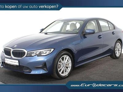 BMW 330e