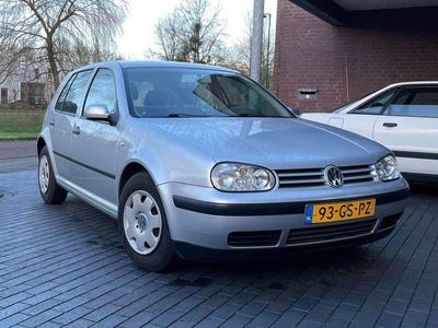 VW Golf IV