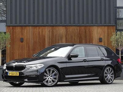 Zwart Gebruikt 2020 BMW 530 M Sport Stationwagen | € 33.995 (Eerlijke prijs)