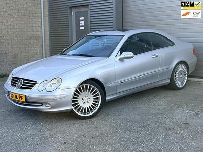 Grijs Gebruikt 2002 Mercedes 320 Elegance Coupé | € 4.750 (Iets duurder)