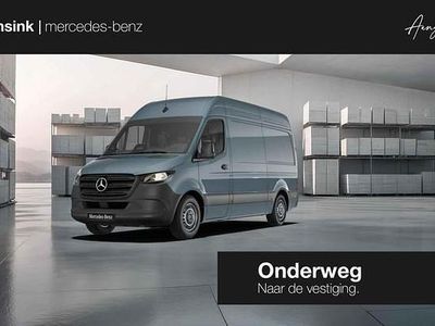 Blauw Occasion 2024 Mercedes Sprinter Van | € 44.850 (Goede deal)