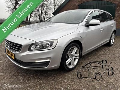 Occasion Volvo V60 Momentum 2015 Grijs (metallic) Stationwagen