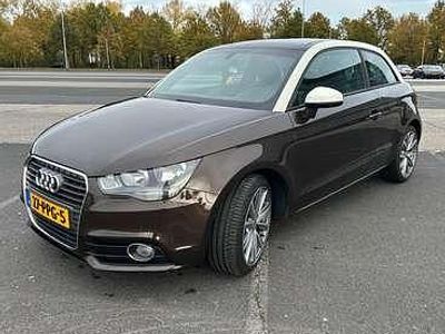 Bruin Gebruikt 2011 Audi A1 Ambition Hatchback | € 11.499 (Iets duurder)