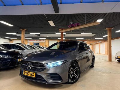 Grijs Gebruikt 2022 Mercedes A200 Business Hatchback | € 29.950 (Eerlijke prijs)