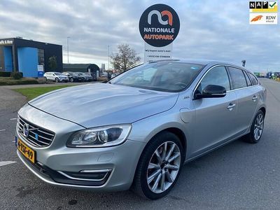Grijs Gebruikt 2014 Volvo V60 Summum Stationwagen | € 5.499 (Eerlijke prijs)