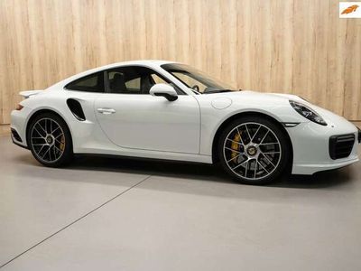 tweedehands Porsche 991 9913.8 Turbo S Km stand 24061