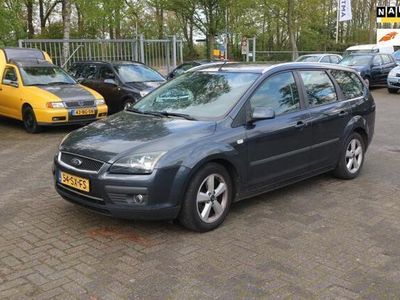 tweedehands Ford Focus Wagon 1.6-16V Futura