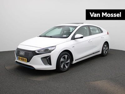 Wit Gebruikt 2016 Hyundai Ioniq Edition Hatchback | € 14.900 (Eerlijke prijs)