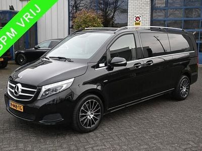 Zwart Occasion 2017 Mercedes V250 Avantgarde MPV | € 30.950 (Eerlijke prijs)