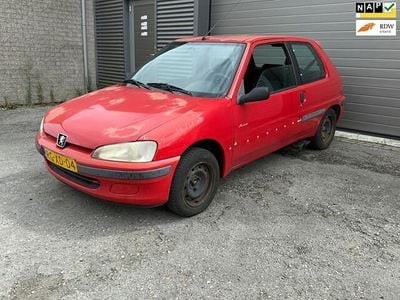 Peugeot 106