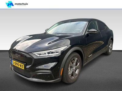 Zwart (metallic) Gebruikt 2021 Ford Mustang Mach-E Extended Range SUV | € 29.995 (Eerlijke prijs)