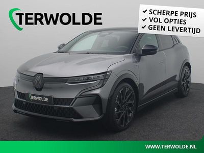 Grijs Occasion 2025 Renault Megane E-Tech Esprit Alpine Hatchback | € 36.945 (Duur)