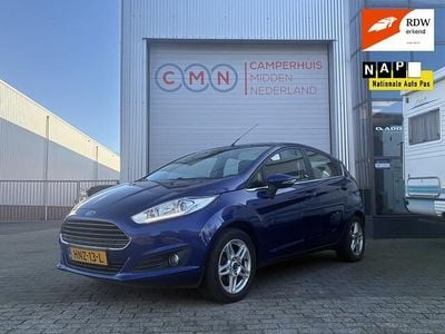 Blauw (metallic) Gebruikt 2014 Ford Fiesta Titanium Hatchback | € 5.750 (Super prijs)
