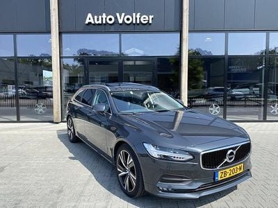 Zwart Gebruikt 2017 Volvo V90 Momentum Stationwagen | € 23.750 (Eerlijke prijs)