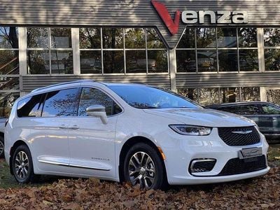 Wit Nieuw 2025 Chrysler Voyager MPV | € 92.999