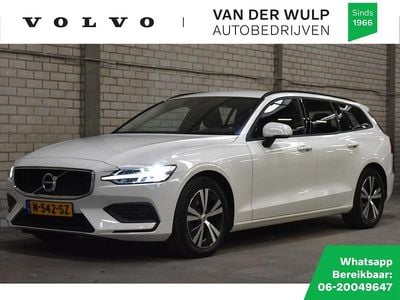 Wit Occasion 2022 Volvo V60 Stationwagen | € 28.950 (Super prijs)