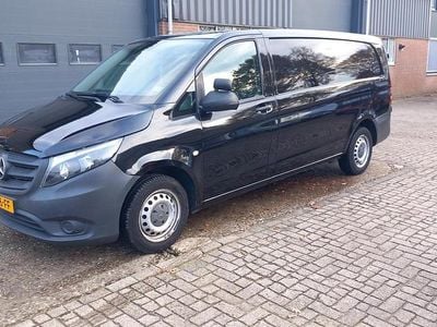 Zwart (metallic) Gebruikt 2017 Mercedes Vito Van | € 9.900 (Goede deal)