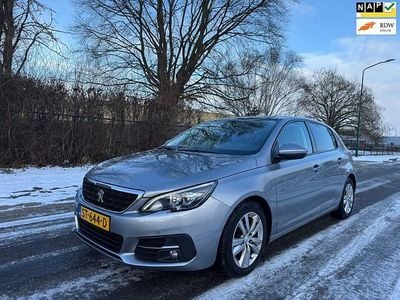 Grijs Gebruikt 2018 Peugeot 308 Hatchback | € 7.650 (Goede deal)