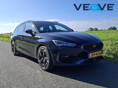 Blauw Gebruikt 2022 Cupra Leon VZ Stationwagen | € 24.995 (Eerlijke prijs)