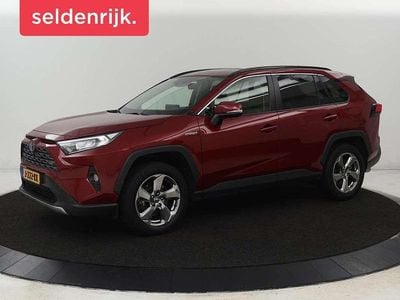 Rood Occasion 2020 Toyota RAV4 Hybrid SUV | € 23.400 (Eerlijke prijs)