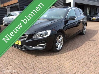 tweedehands Volvo V60 2.4 D6 Twin Engine R-Design Schuifdak Leder Nav Camera