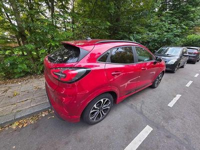 Rood Gebruikt 2022 Ford Puma MPV | € 22.000 (Eerlijke prijs)