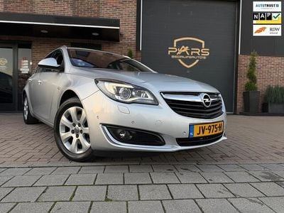 Grijs Gebruikt 2016 Opel Insignia Innovation Stationwagen | € 10.750 (Eerlijke prijs)