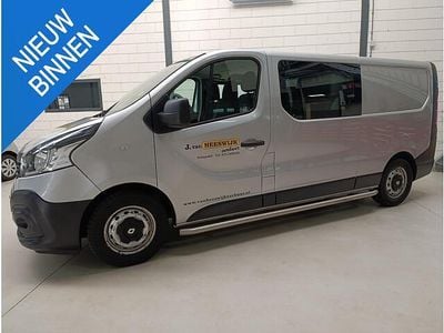Grijs Occasion 2017 Renault Trafic Luxe MPV | € 10.950 (Duur)