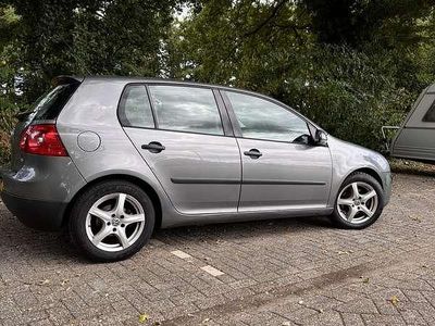 Occasion VW Golf IV 102 PK (75 kW) 2005 Grijs Hatchback